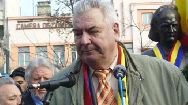 Mihai Cimpoi : portret public