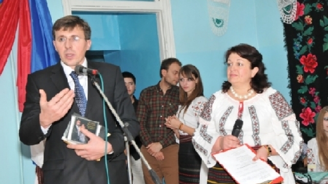 Dorin Chirtoacă la Tiraspol: Din puținul pe care îl avem, promitem ajutor școlilor de limbă română 