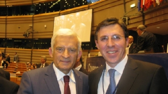 Dorin Chirtoacă a semnat la Bruxelles Convenția Primarilor