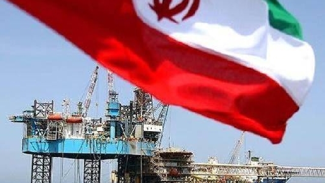 Iranul va reduce prețul petrolului pentru clienții asiatici