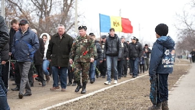 Coșnița: Veterani ai războiului de pe Nistru au participat la Marșul Păcii