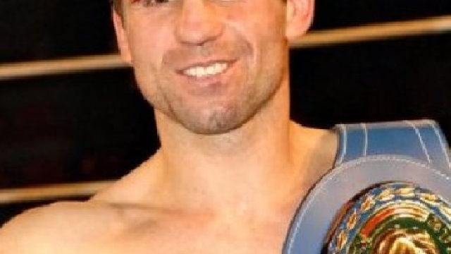 Box: Silviu Olteanu, campion european EBU la categoria muscã