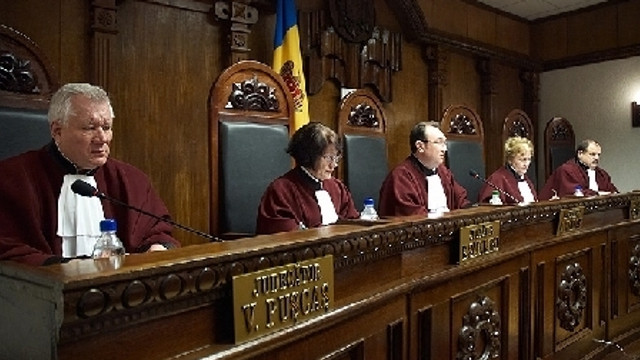 Avocații parlamentari vor sesiza Curtea Constituțională