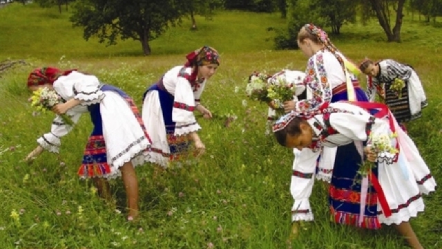 “Tot de dragoste și dor”