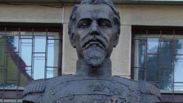 Un bust al domnitorului Alexandru Ioan Cuza a fost oferit în dar Chișinăului