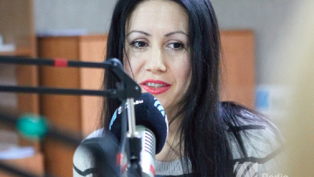 Interpreta Angela Ciochină