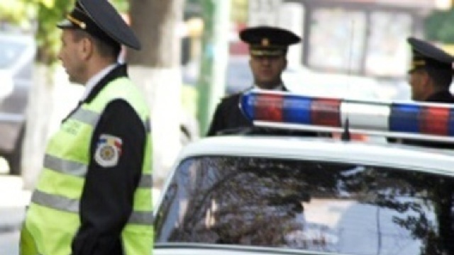 Polițist, demis după ce a fost prins beat la volan