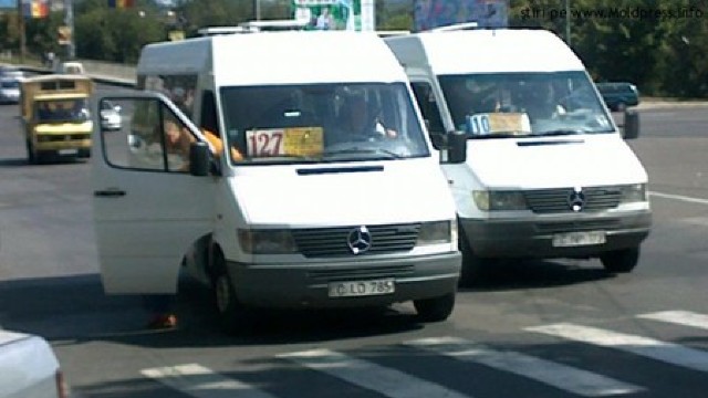 Transportatorii de maxi-taxi din Chișinău solicită majorarea prețului de călătorie