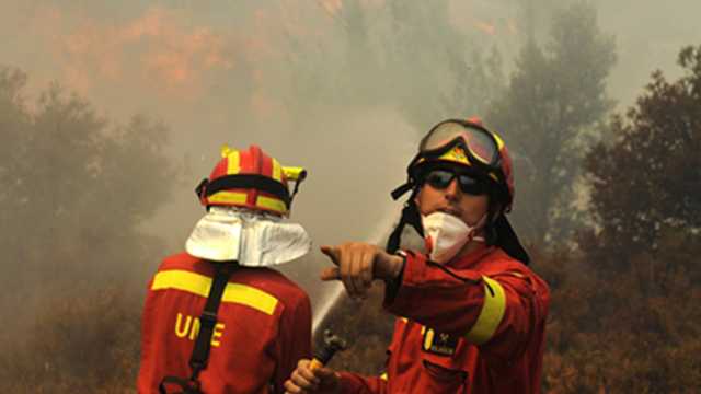 Portugalia a cerut Uniunii Europene ajutor în lupta împotriva incendiilor izbucnite