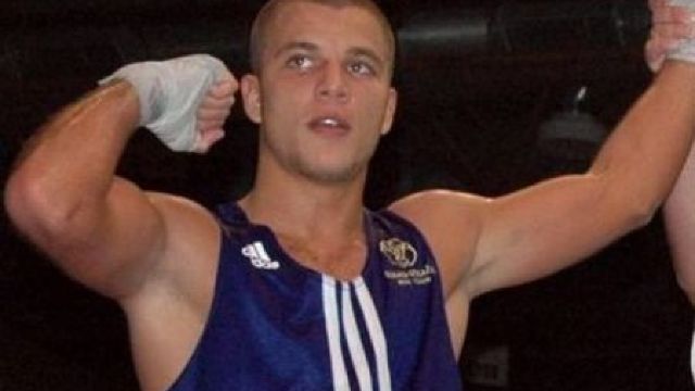 Doi moldoveni debutează la Seria Mondială de box