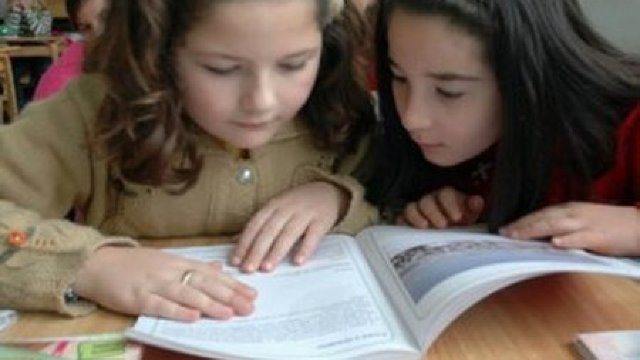 40 de milioane de dolari pentru reforma în sistemul de educție și reablitarea școlilor