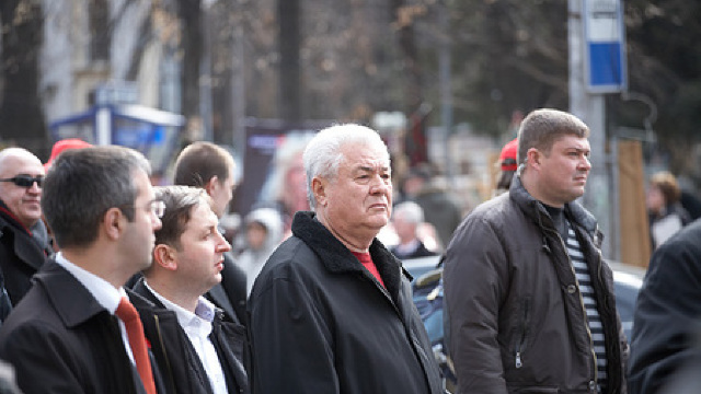În ce logică și în ce morală se înscrie aducerea de mulțumiri sincere celui pe care îl trădezi!?