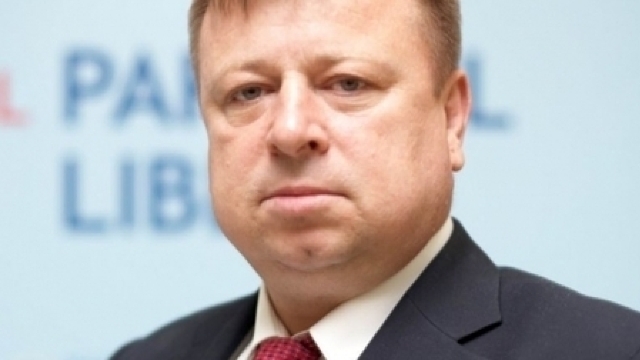 Mihai Cîrlig va fi demis din funcție și exclus din Partidul Liberal