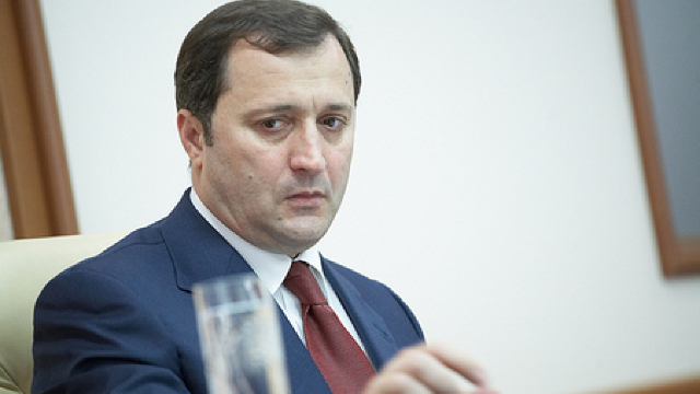 Vlad Filat a devenit deja ex-premier (Timpul)