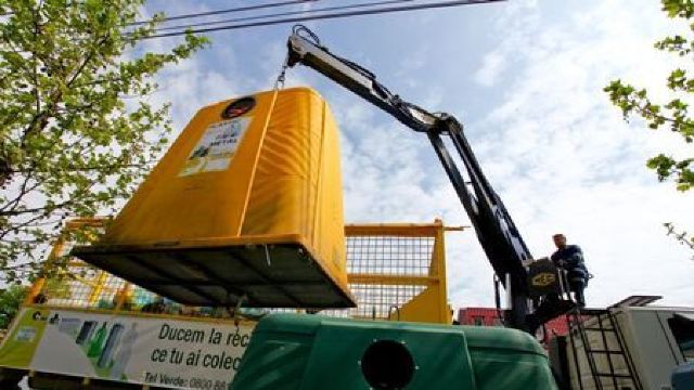 Primăria Chișinău va instala noi containere pentru colectarea deșeurilor