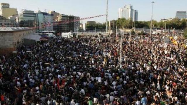 Turcia: Peste 2000 de protestatari au scandat împotriva fascismului