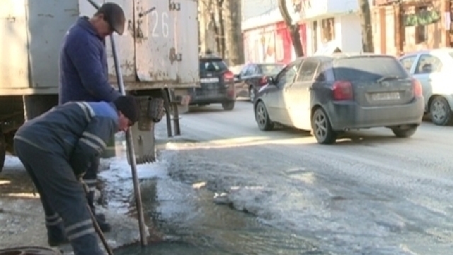 Trafic rutier suspendat pe strada Vasile Alecsandri din Capitală