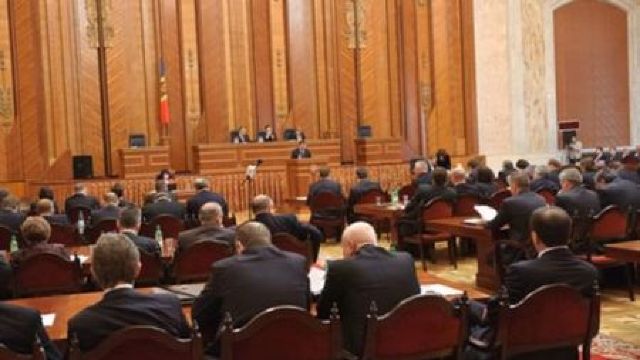 Deputații revin din vacanță la 2 septembrie