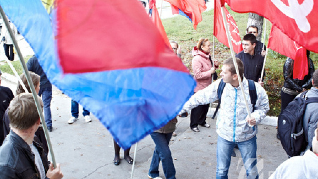 Comuniștii cheamă cetățenii să participe la înlăturarea Coaliției de guvernare