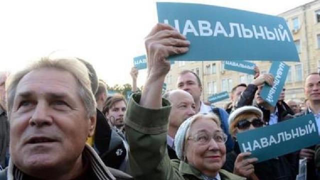 Aleksei Navalnîi, condamnat la 5 ani cu suspendare