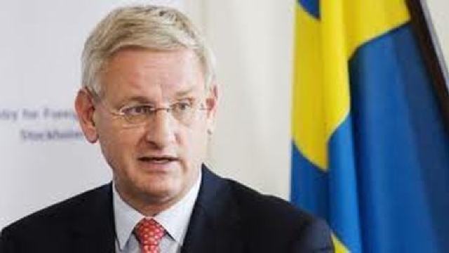 Carl Bildt: Federația Rusă crește drastic presiunea asupra Ucrainei