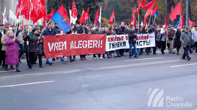 Comuniștii au cerut demisia Guvernului 