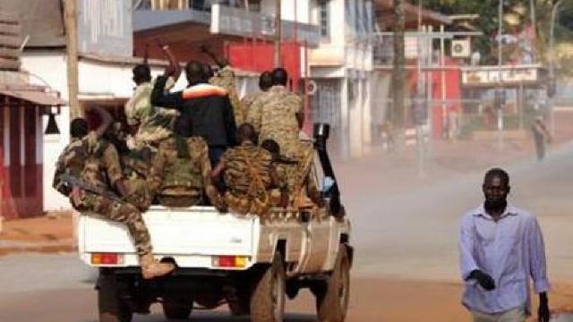 A început operațiunea militară franceză în Republica Centrafricană