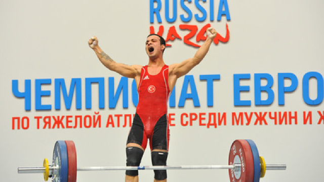 Halterofilul Oleg Sârghi, cel mai bun sportiv al anului 2013