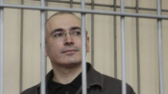 Vladimir Putin l-ar putea grația pe Mihail Hodorkovski