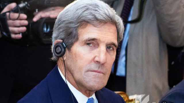 John Kerry efectuează o vizită în Filipine