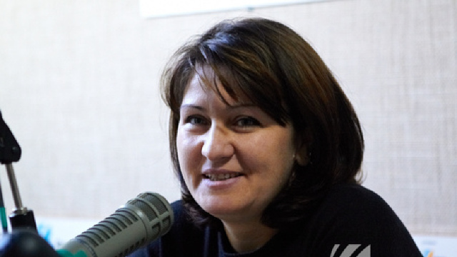 Silvia Gorceag, câștigătoarea automobilului oferit de Radio Chișinău