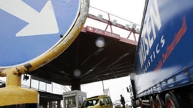 A fost deschis traficul de mărfuri la vama Stânca-Costești