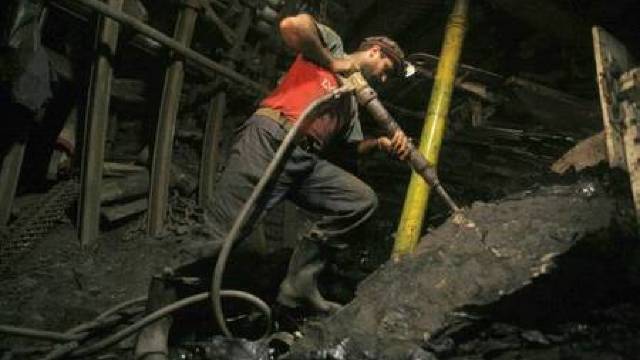 În 2013, peste o mie de persoane au murit în minele din China 