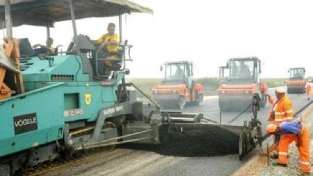 Guvernul va investi 400 de milioane de lei în drumuri din localități