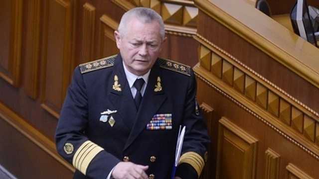 Rada Supremă de la Kiev a acceptat demisia ministrului Apărării