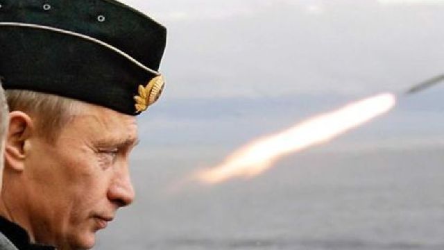 Rusia acuză NATO că revine la retorica războiului rece