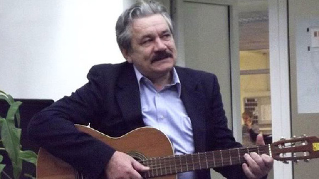 Igor Grosu - cantautor si jurnalist