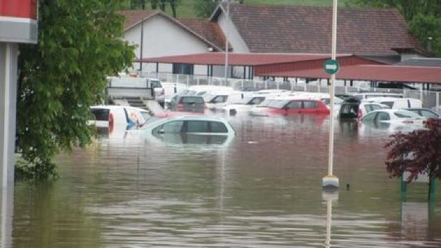 O pătrime din populația Bosniei, afectată de inundații