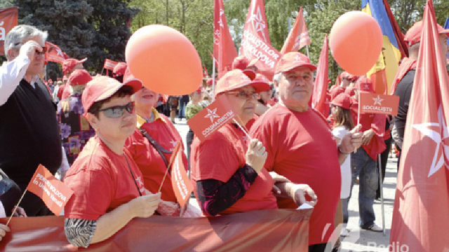 Socialiștii și comuniștii au organizat manifestații de 1 mai