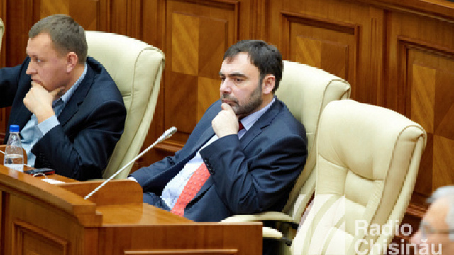 Mark Tkaciuk, Iurie Muntean și Grigore Petrenco, excluși din conducerea PCRM