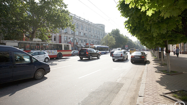 Microbuzele nu vor mai circula prin centrul Chișinăului (Adevărul)