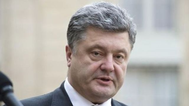 Petro Poroșenko, dispus să accepte o misiune umanitară la Lugansk