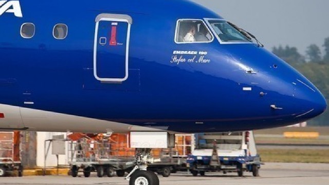 „Air Moldova” va oferi pasagerilor mere de la producătorii autohtoni