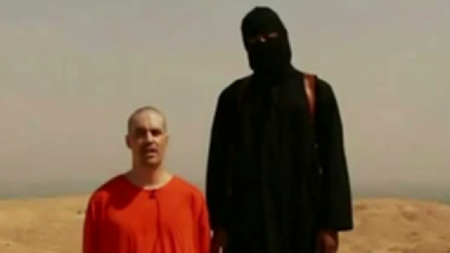 Asasinul jurnaliștilor americani James Foley și Steven Sotloff a fost identificat