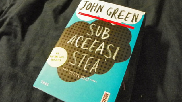 Romanul “Sub Aceeași Stea” de John Green