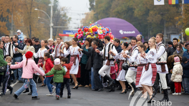Chișinăuenii sărbătoresc Hramul orașului