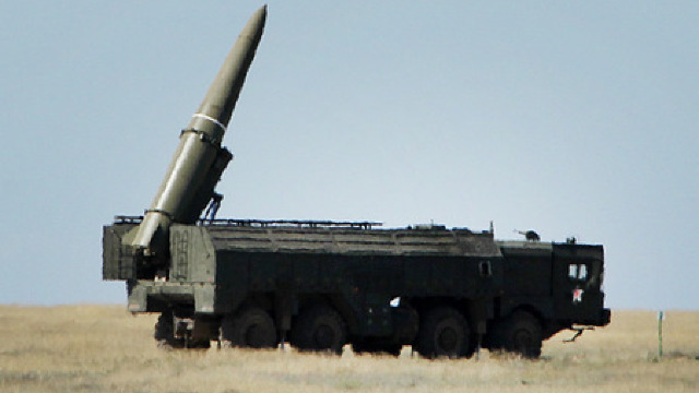 Rusia a adus la granița cu Ucraina rampe de lansare pentru rachete Iskander