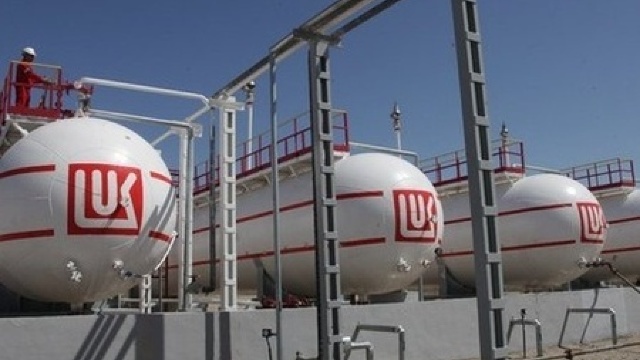 Lukoil reduce fondurile alocate investițiilor 