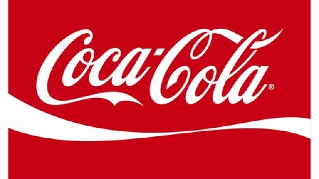 Premieră pentru Coca-Cola: se lansează în piața băuturilor alcoolice
