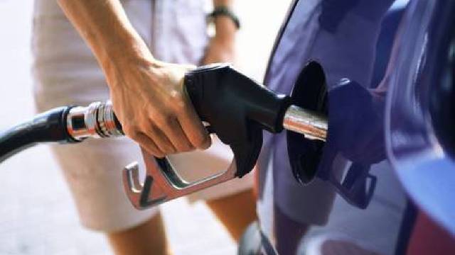 Prețul benzinei din SUA e în scădere